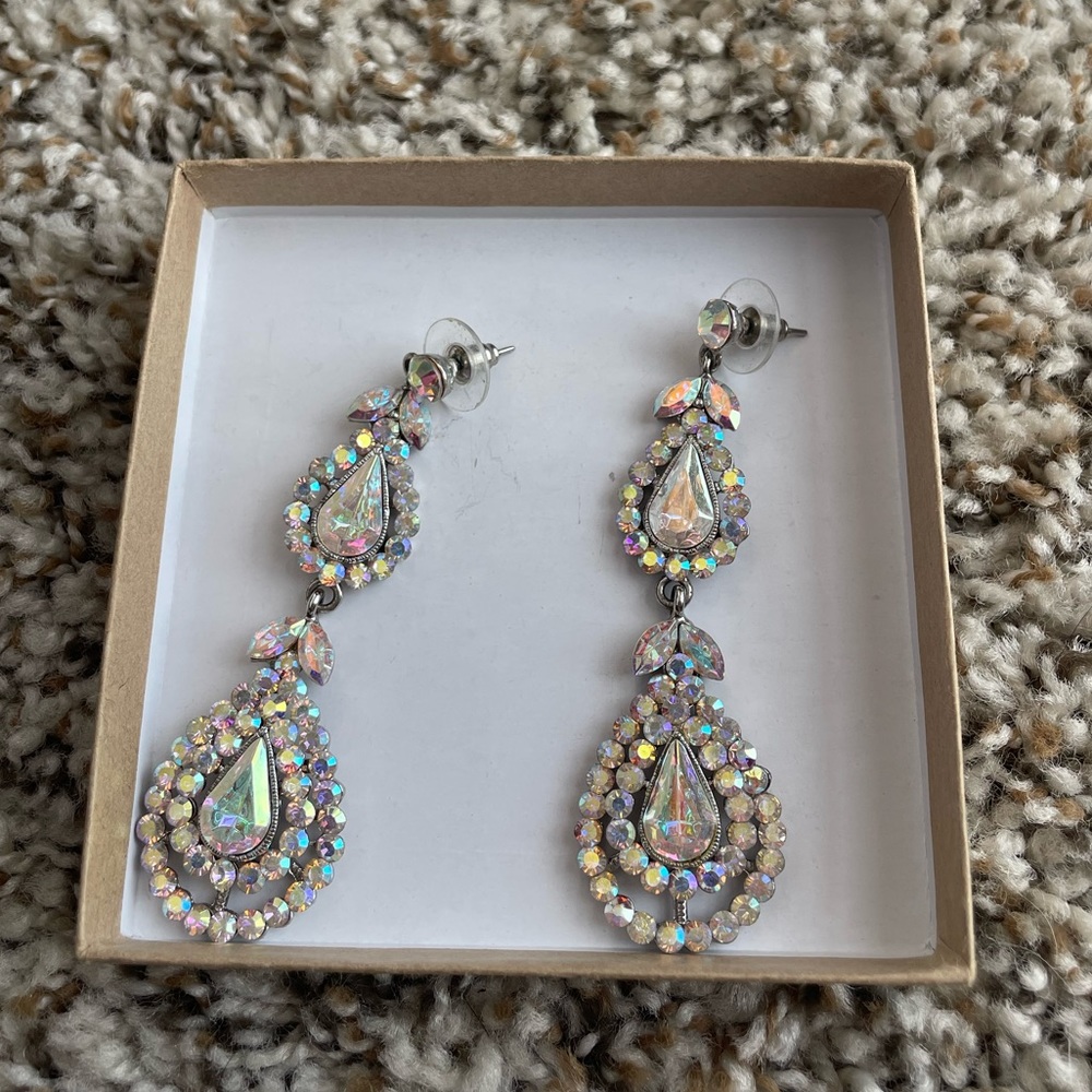 swarovski teardrop pageant earrings